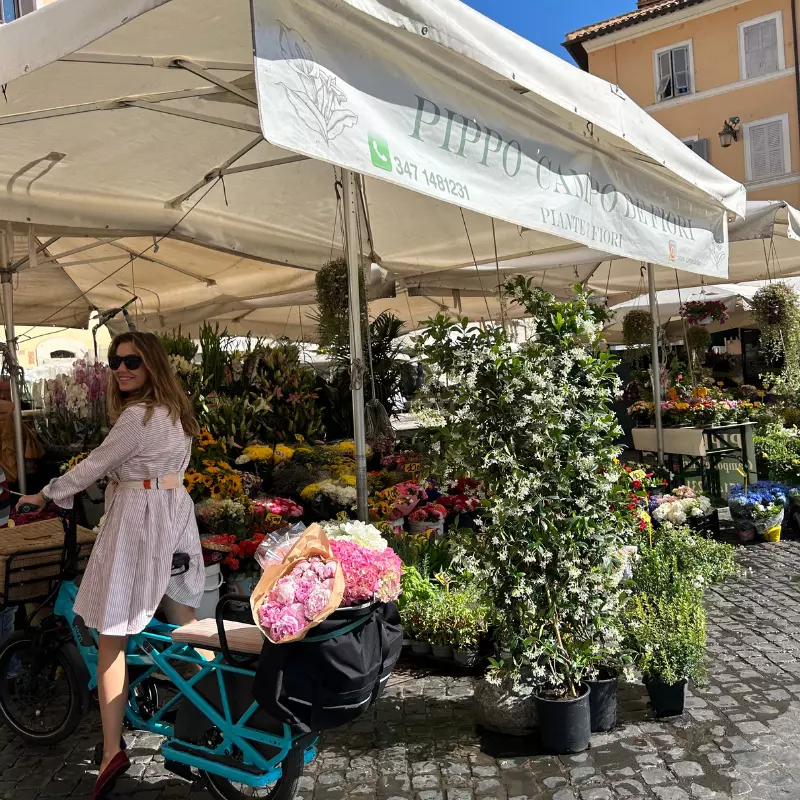 Effettuiamo consegne a Domicilio entro il grande raccordo anulare di Roma.